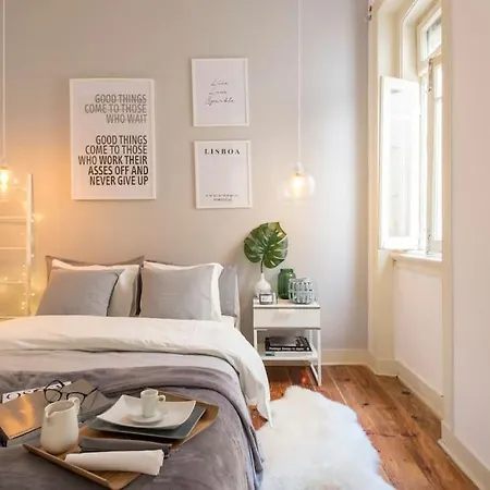 Bairro Alto 3 Apartment *
