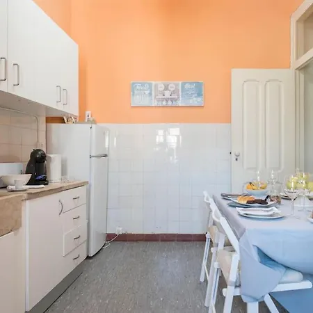 Apartment Bairro Alto 3 *